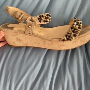 CHRISTIAN LOUBOUTIN PYRACLOU SUEDE WEDGE SANDAL